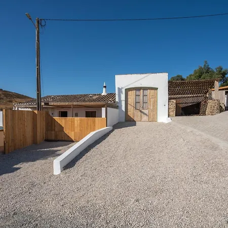 בית נופש Alvorada House, Callebanda Barracol טאווירה